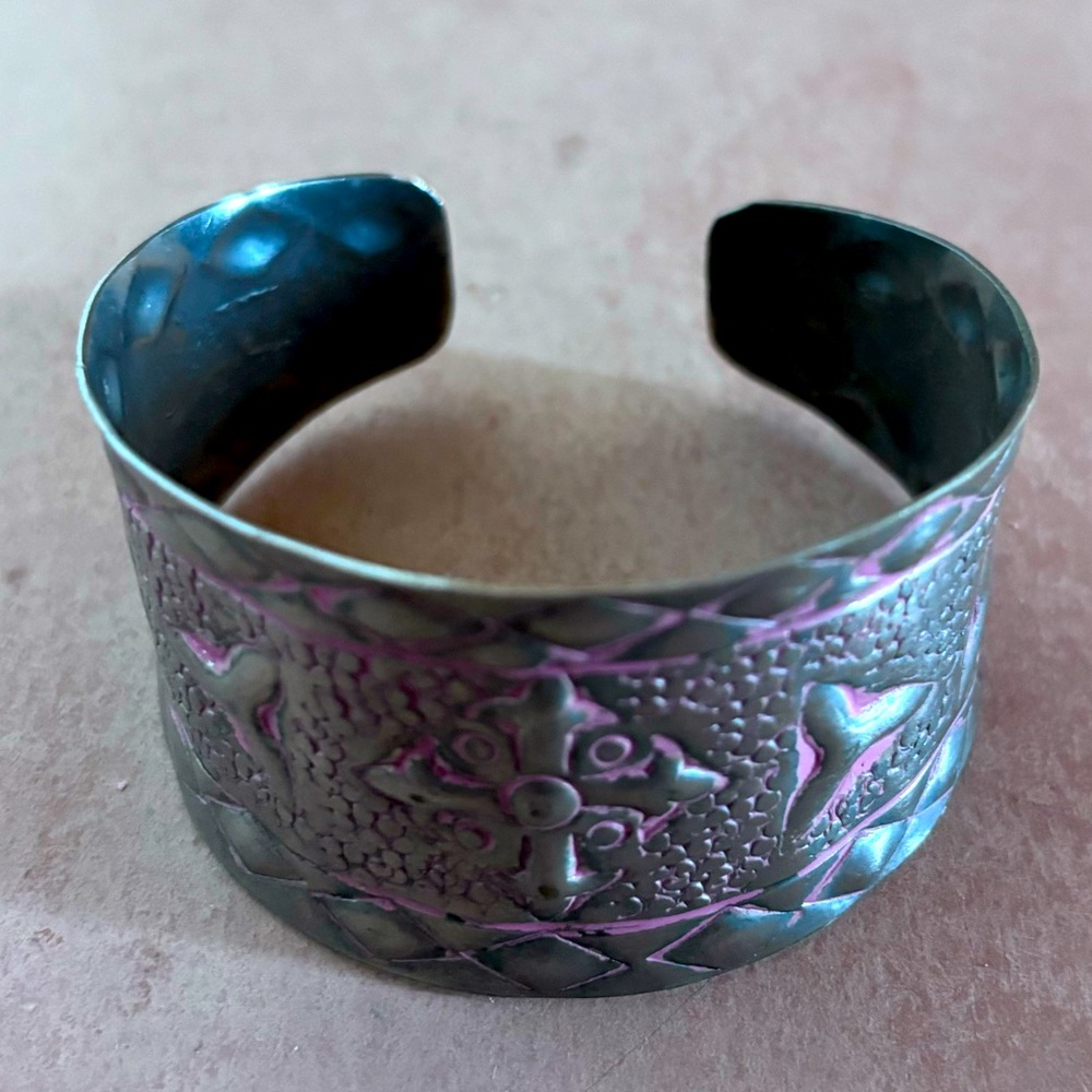 Silver metal and pink cuff bracelet